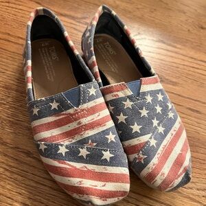 TOMS